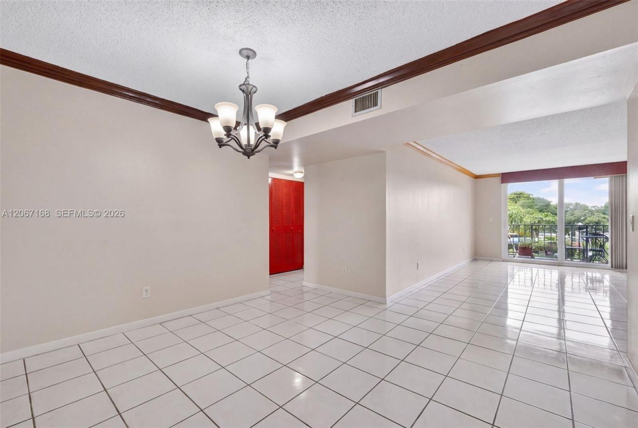 12500 NE 15th Ave , Unit 306, North Miami, FL 33161 Photo