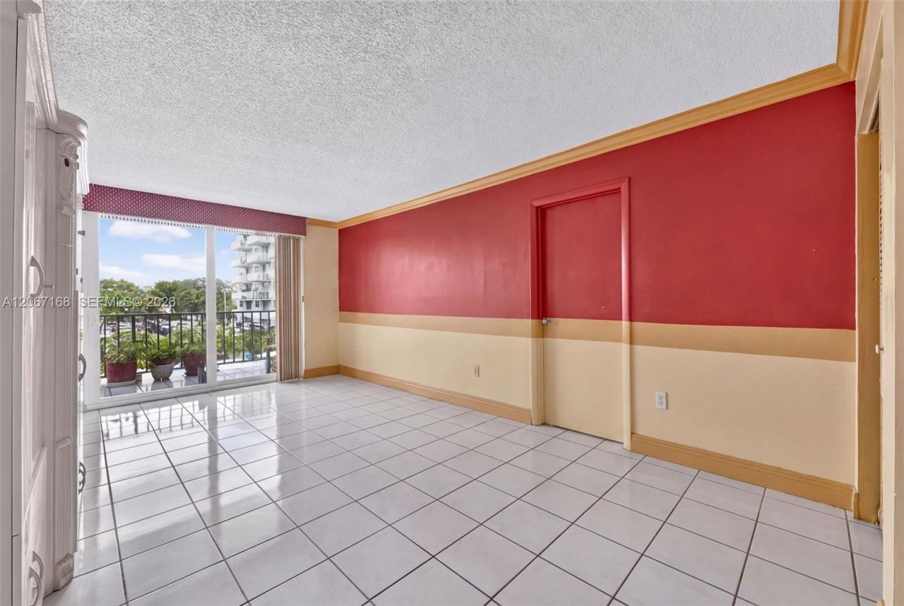 12500 NE 15th Ave , Unit 306, North Miami, FL 33161 Photo