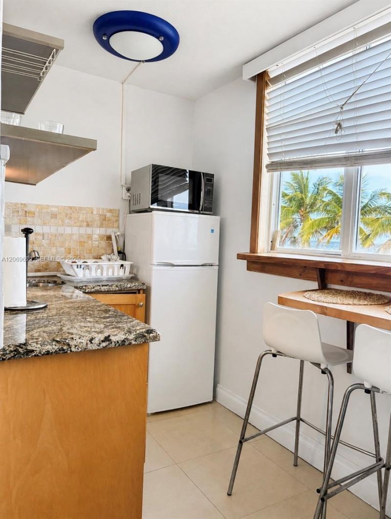 5445 Collins Ave , Unit CU26, Miami Beach, FL 33140 Photo