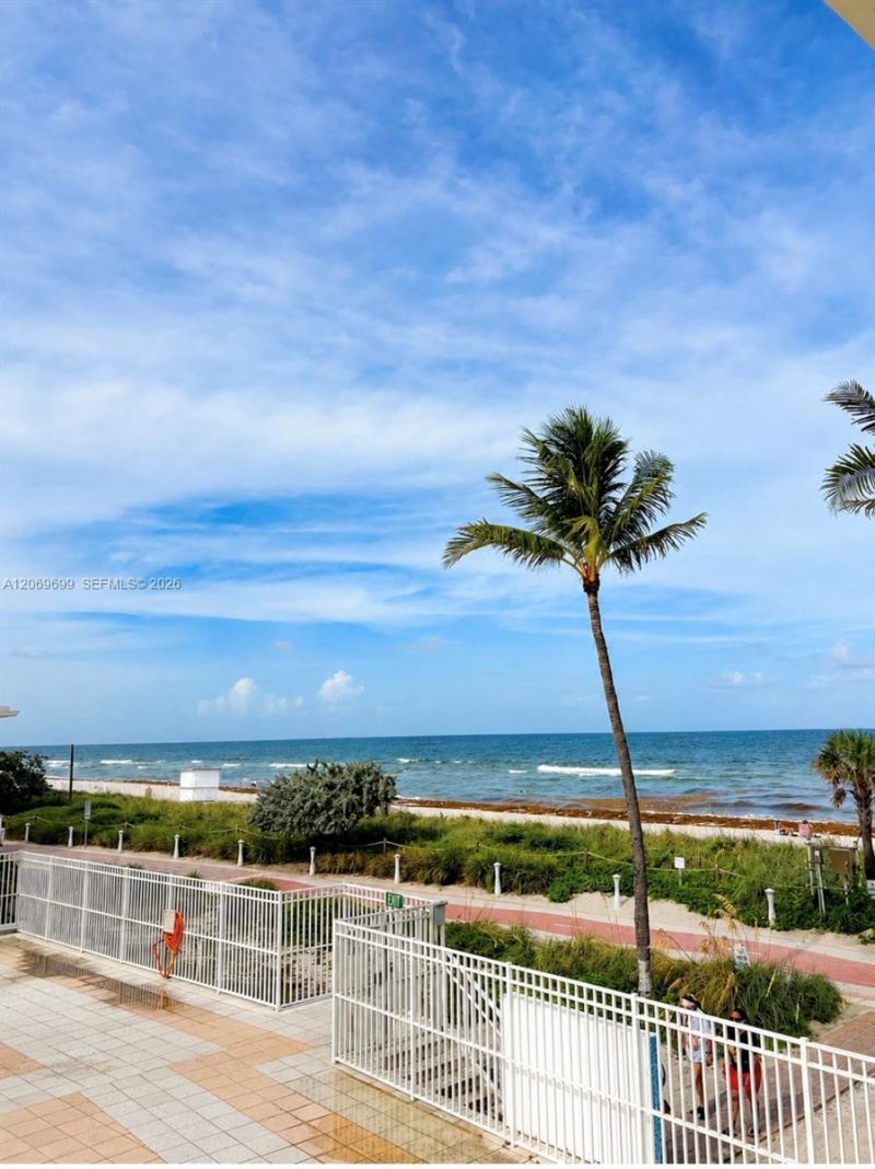 5445 Collins Ave , Unit CU26, Miami Beach, FL 33140 Photo
