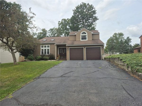 6244 Henryk Woods Road , Cicero, NY 13039