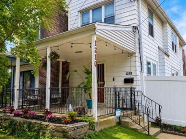 1210 HOLLYWOOD AVENUE, HAVERTOWN, PA 19083