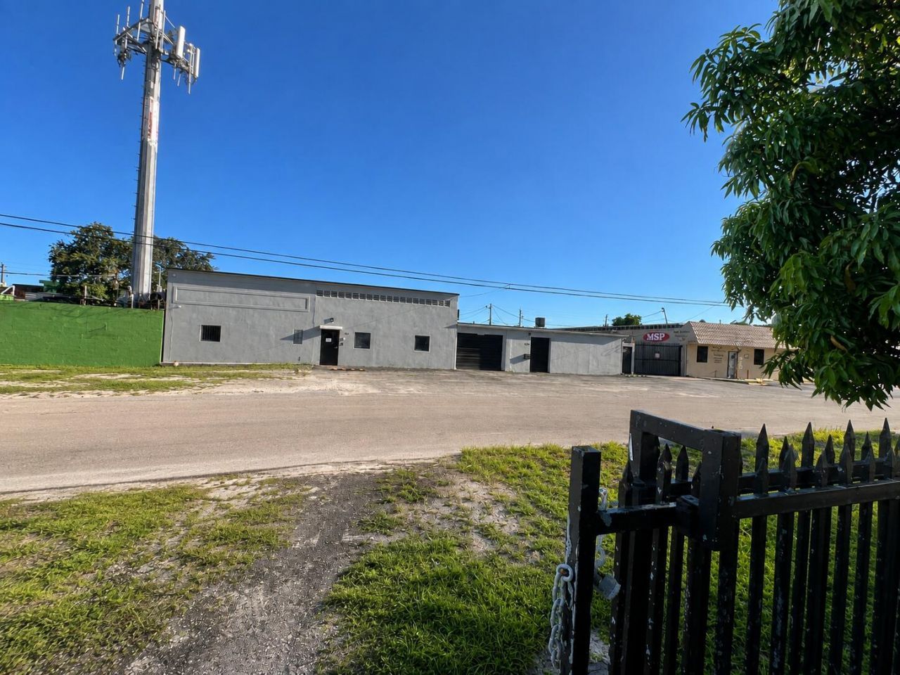845 NW 144th Street, Miami, FL 33168 Photo