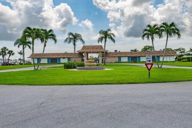 10003 Granada Bay, Boynton Beach, FL 33436 Photo