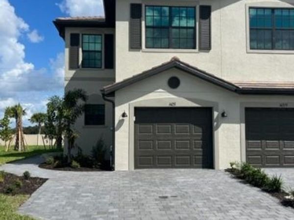 14165 Pine Lodge LN , FORT MYERS, FL 33913