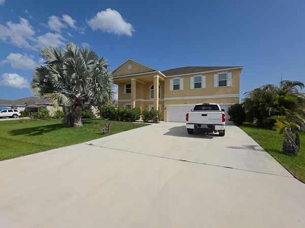 1013 SW Eckard Avenue, Port St. Lucie, FL 34953