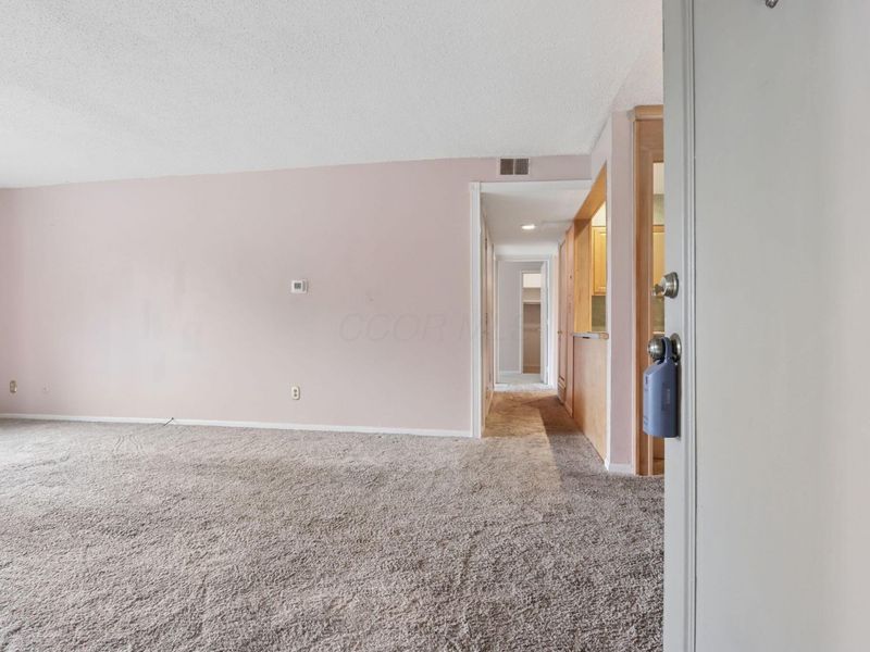 1218 Lake Shore, Unit B, Columbus, OH 43204 Photo 5