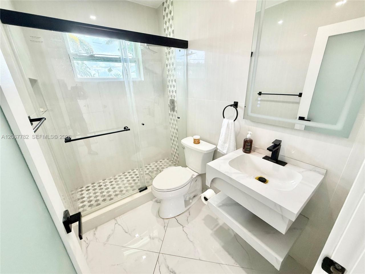 8600 Taft St , Pembroke Pines, FL 33024 Photo