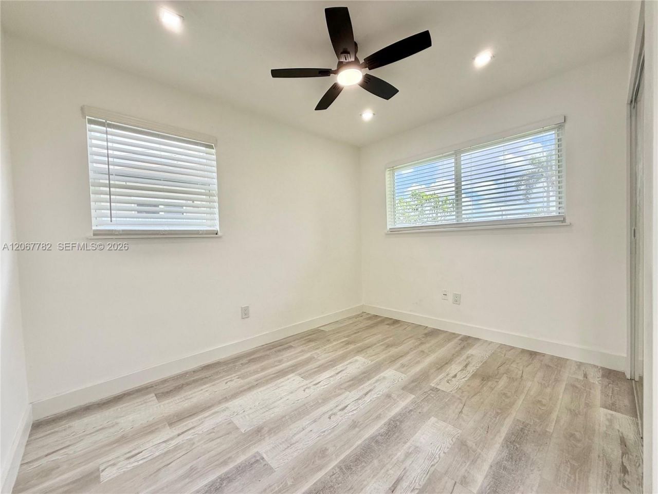 8600 Taft St , Pembroke Pines, FL 33024 Photo