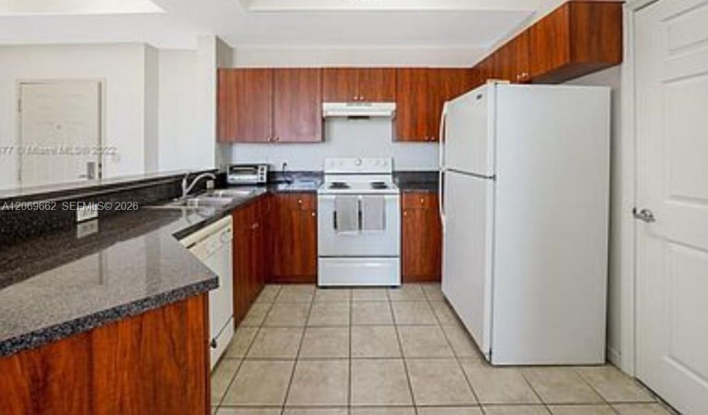 115 SW 11th St, Unit 902, Miami, FL 33130 Photo