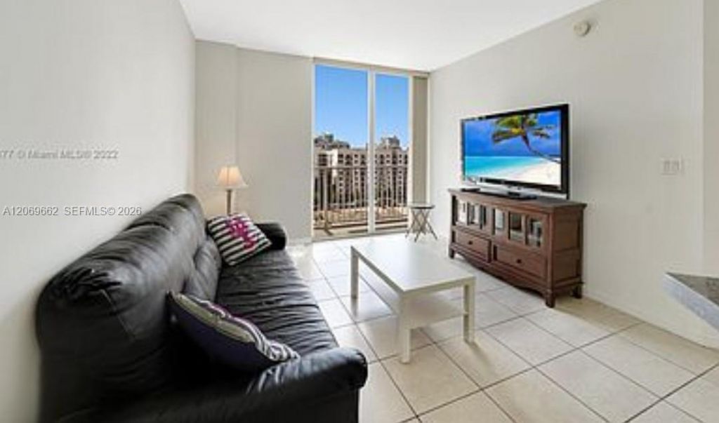 115 SW 11th St, Unit 902, Miami, FL 33130 Photo