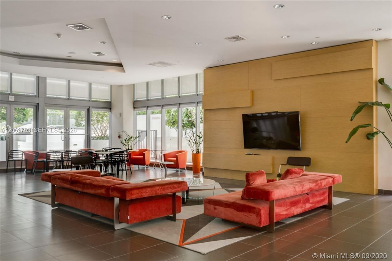 79 SW 12 , Unit 3611, Miami, FL 33130 Photo