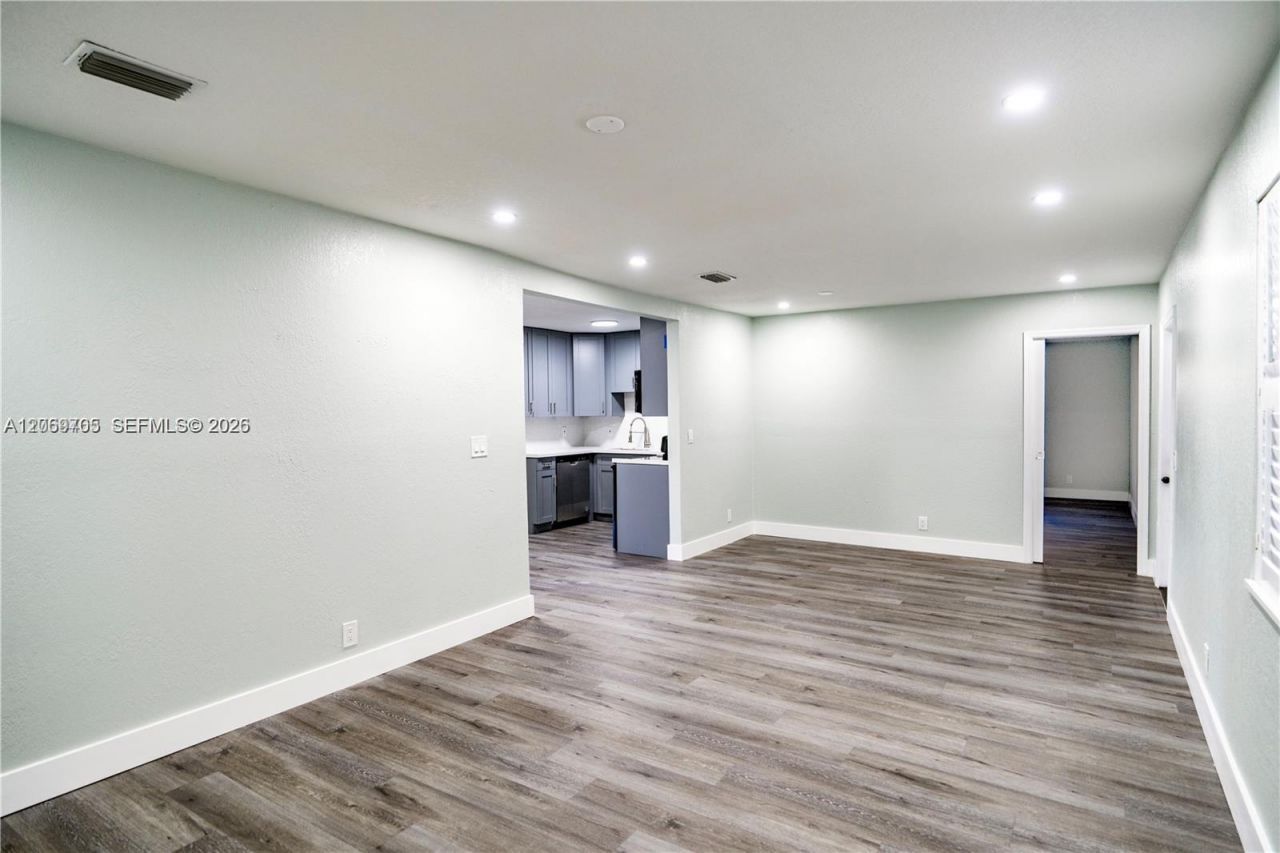8110 SW 4th Pl , North Lauderdale, FL 33068 Photo