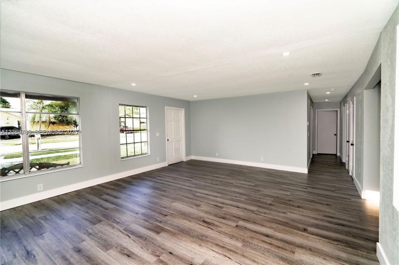 8110 SW 4th Pl , North Lauderdale, FL 33068 Photo