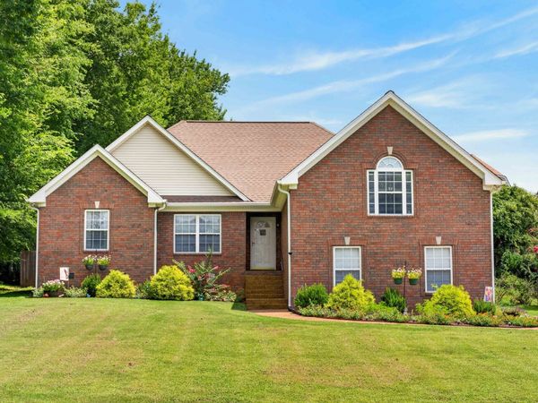 395 Bonita Parkway, Hendersonville, TN 37075