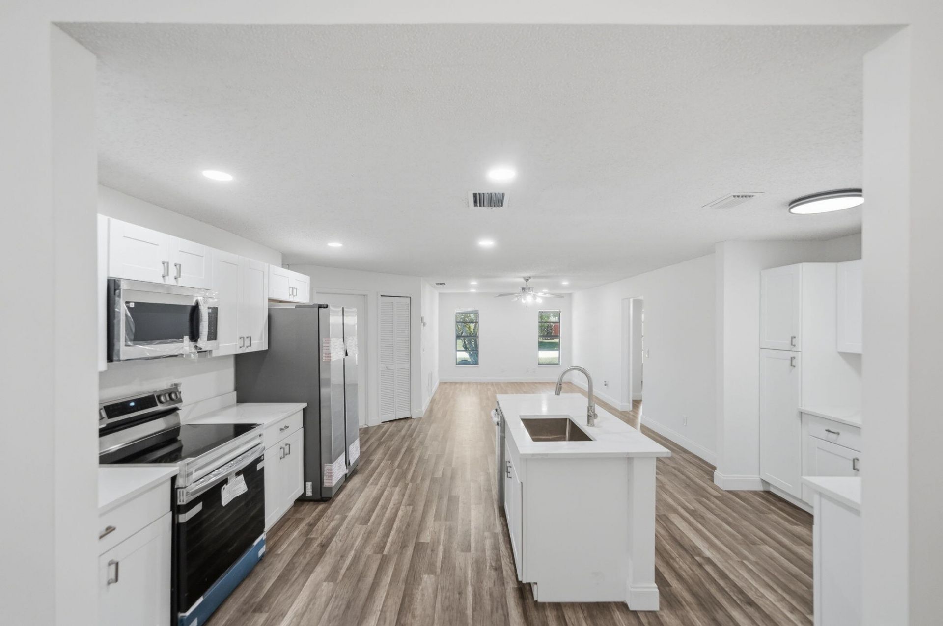 2661 SE Osage Avenue, Port Saint Lucie, FL 34952 Photo