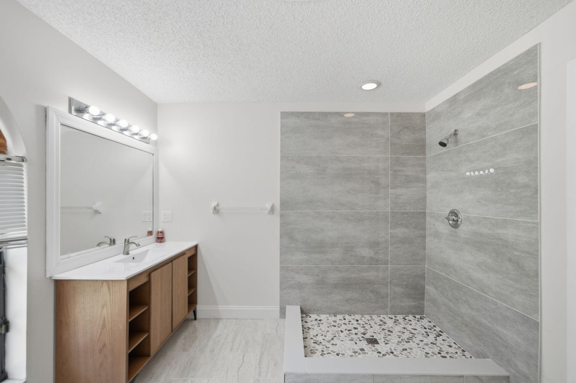 2661 SE Osage Avenue, Port Saint Lucie, FL 34952 Photo