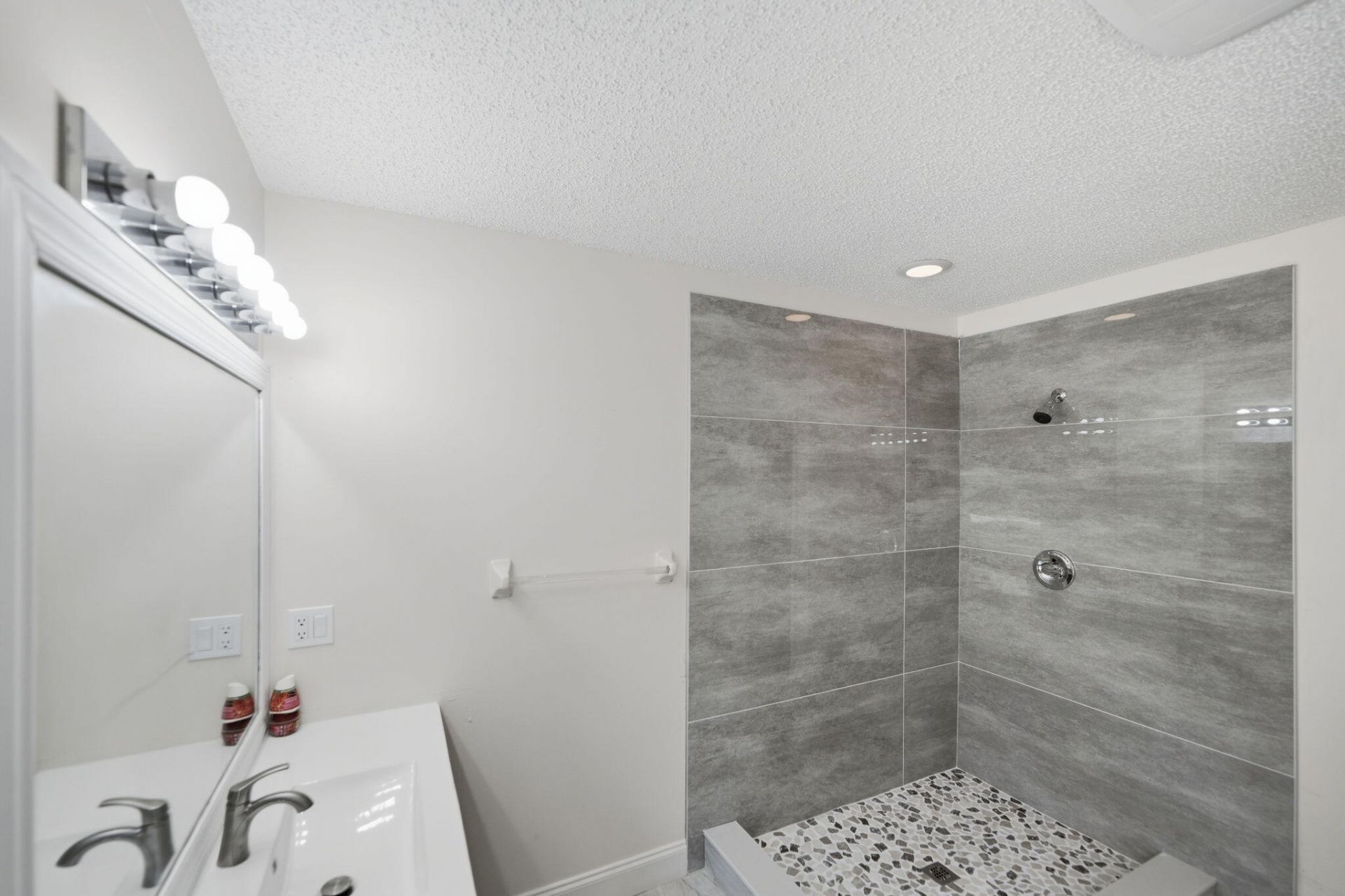 2661 SE Osage Avenue, Port Saint Lucie, FL 34952 Photo