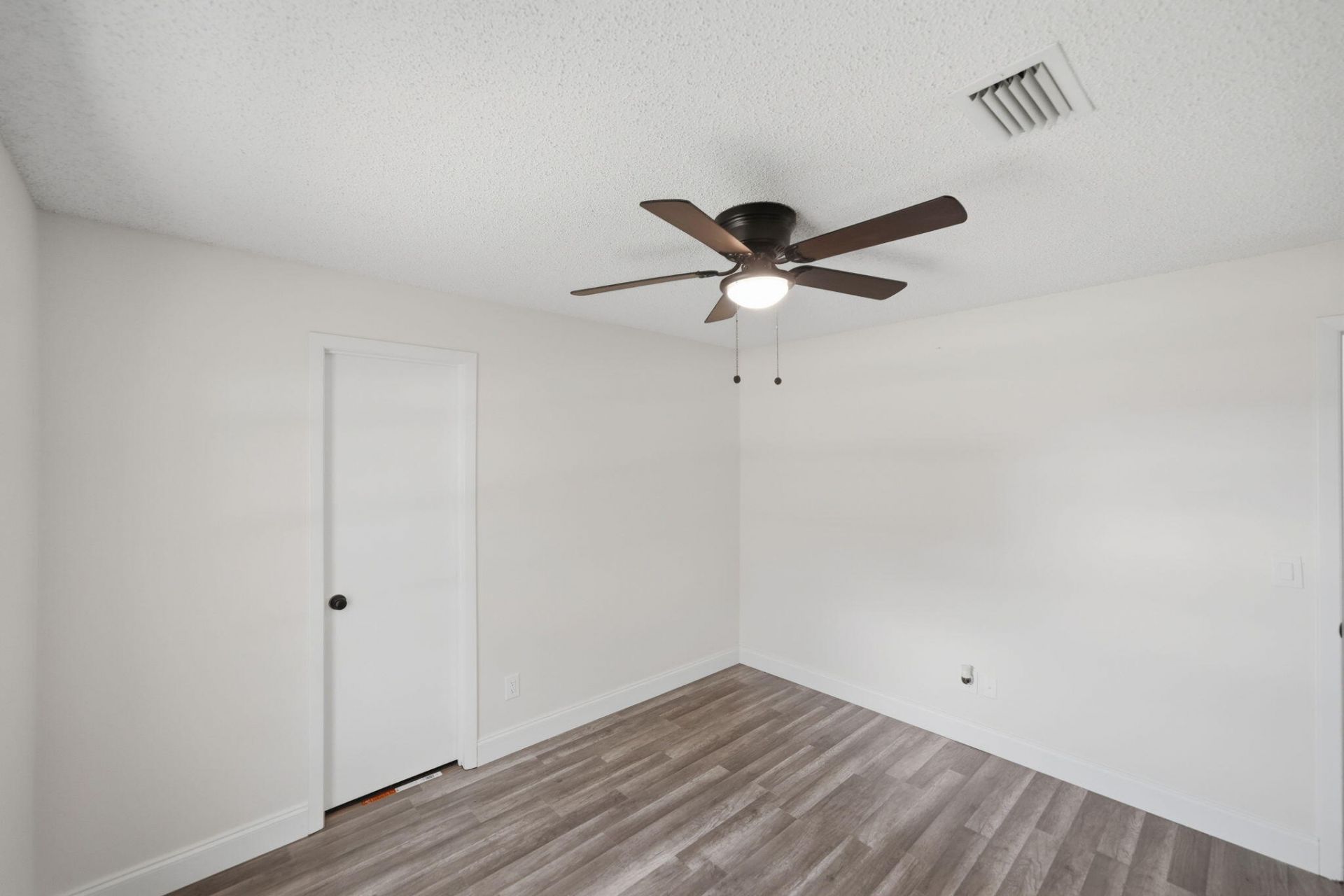 2661 SE Osage Avenue, Port Saint Lucie, FL 34952 Photo