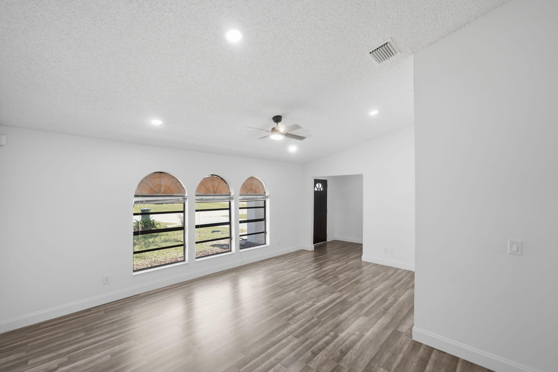 2661 SE Osage Avenue, Port Saint Lucie, FL 34952 Photo