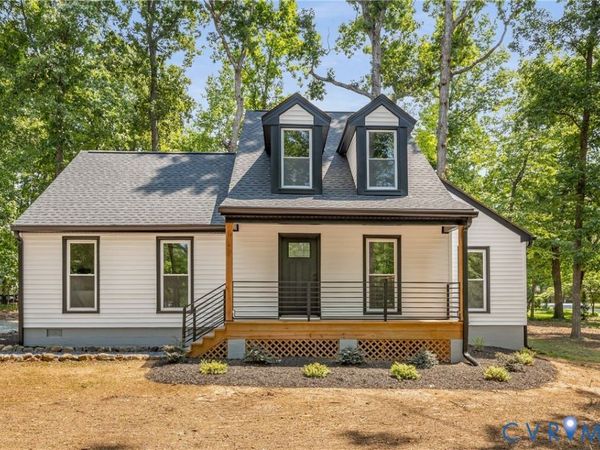 1 Long Leaf Lane , Palmyra, VA 22963