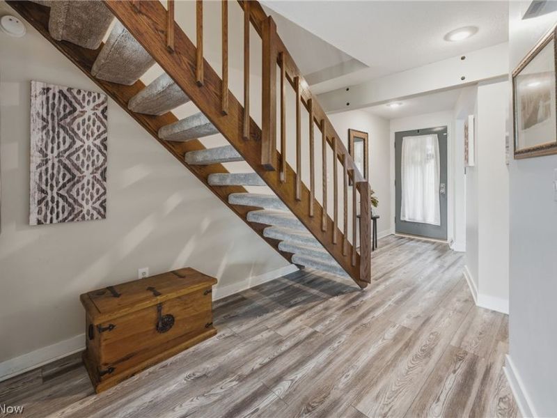 3221 Mariners Island Drive NW, Canton, OH 44708 Photo 10