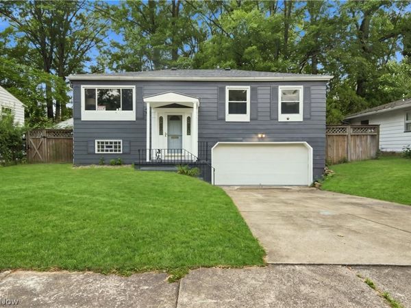 2871 N Tod Avenue , Warren, OH 44483