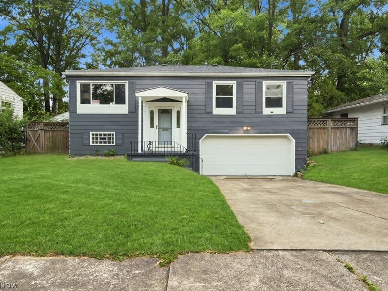 2871 N Tod Avenue, Warren, OH 44483 Photo 1
