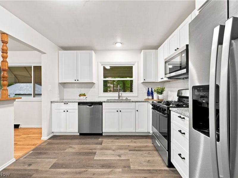 2871 N Tod Avenue, Warren, OH 44483 Photo 8