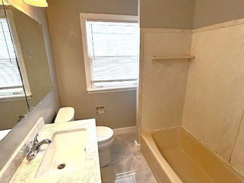 15703 Hazel Road, East Cleveland, OH 44112 Photo 21
