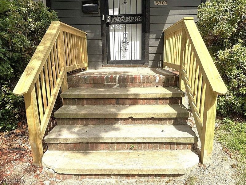 15703 Hazel Road, East Cleveland, OH 44112 Photo 39