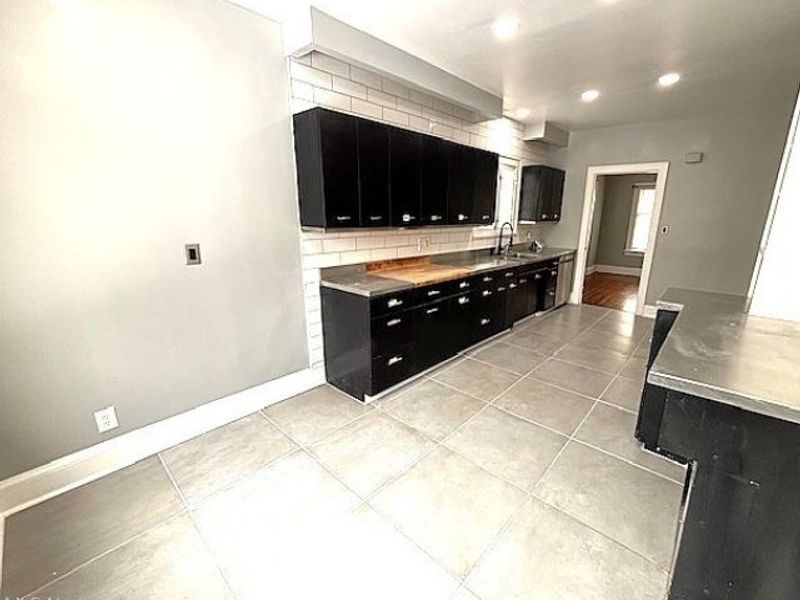 15703 Hazel Road, East Cleveland, OH 44112 Photo 5