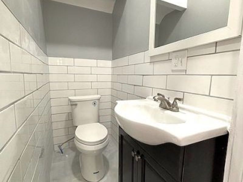 15703 Hazel Road, East Cleveland, OH 44112 Photo 9