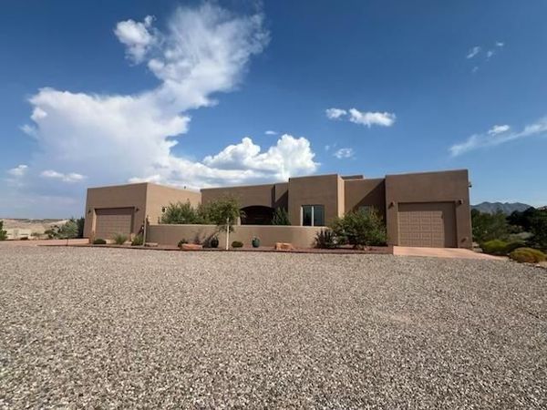 22 Mimbres Court, Placitas, NM 87043