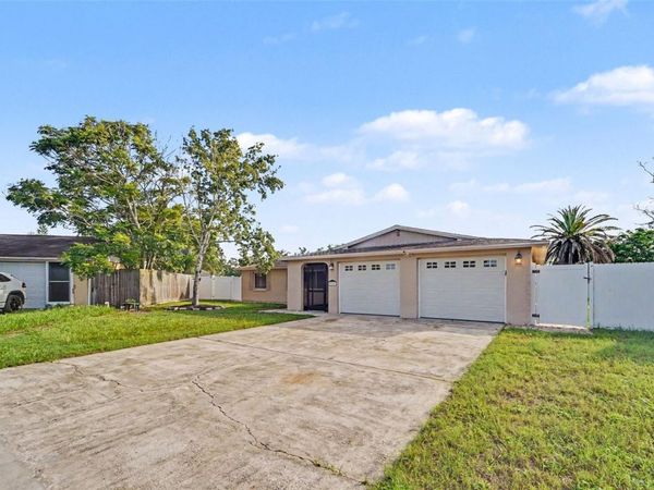 5751 DOLORES DRIVE , HOLIDAY, FL 34690