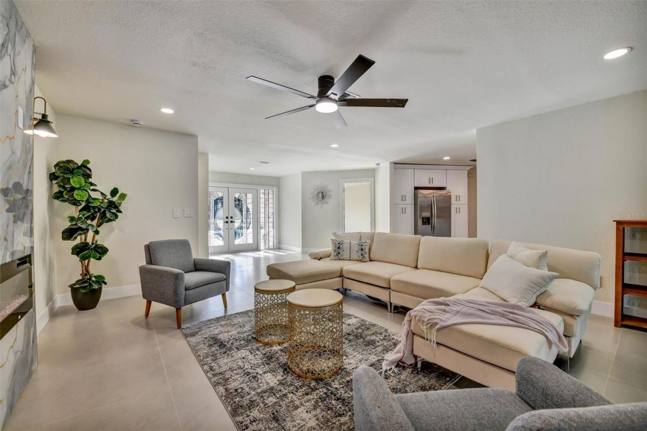 207 Dunbridge Drive , Palm Harbor, FL 34684 Photo