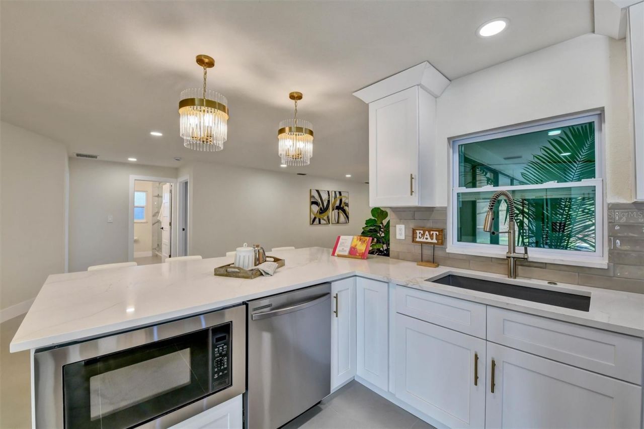 207 Dunbridge Drive , Palm Harbor, FL 34684 Photo