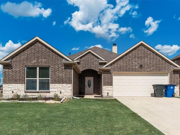 2808 Park Street, Ennis, TX 75119