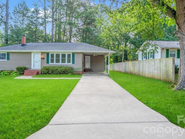 902 Dogwood Drive, Gastonia, NC 28054