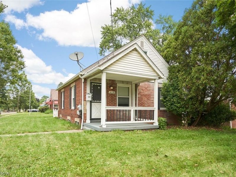 613 Reed Avenue, Akron, OH 44306 Photo 1