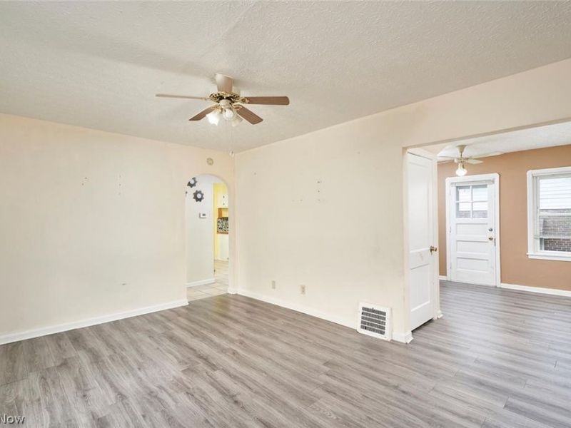 613 Reed Avenue, Akron, OH 44306 Photo 4