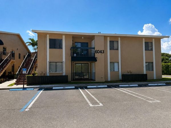 6043 10TH Avenue N, Unit 131, Greenacres, FL 33463