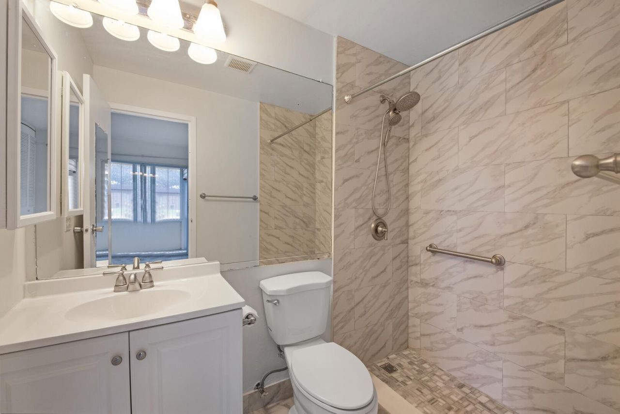 274 Seville L, Delray Beach, FL 33446 Photo