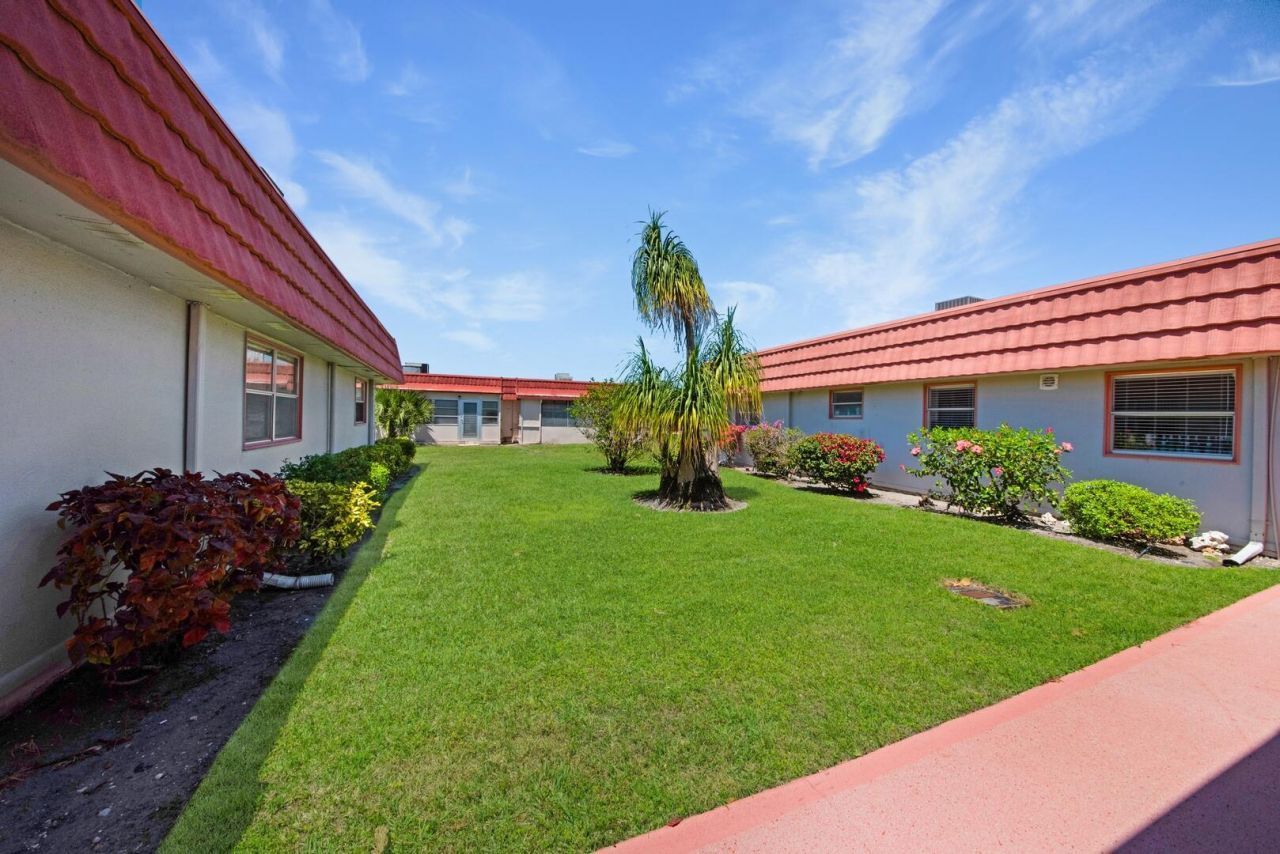 274 Seville L, Delray Beach, FL 33446 Photo