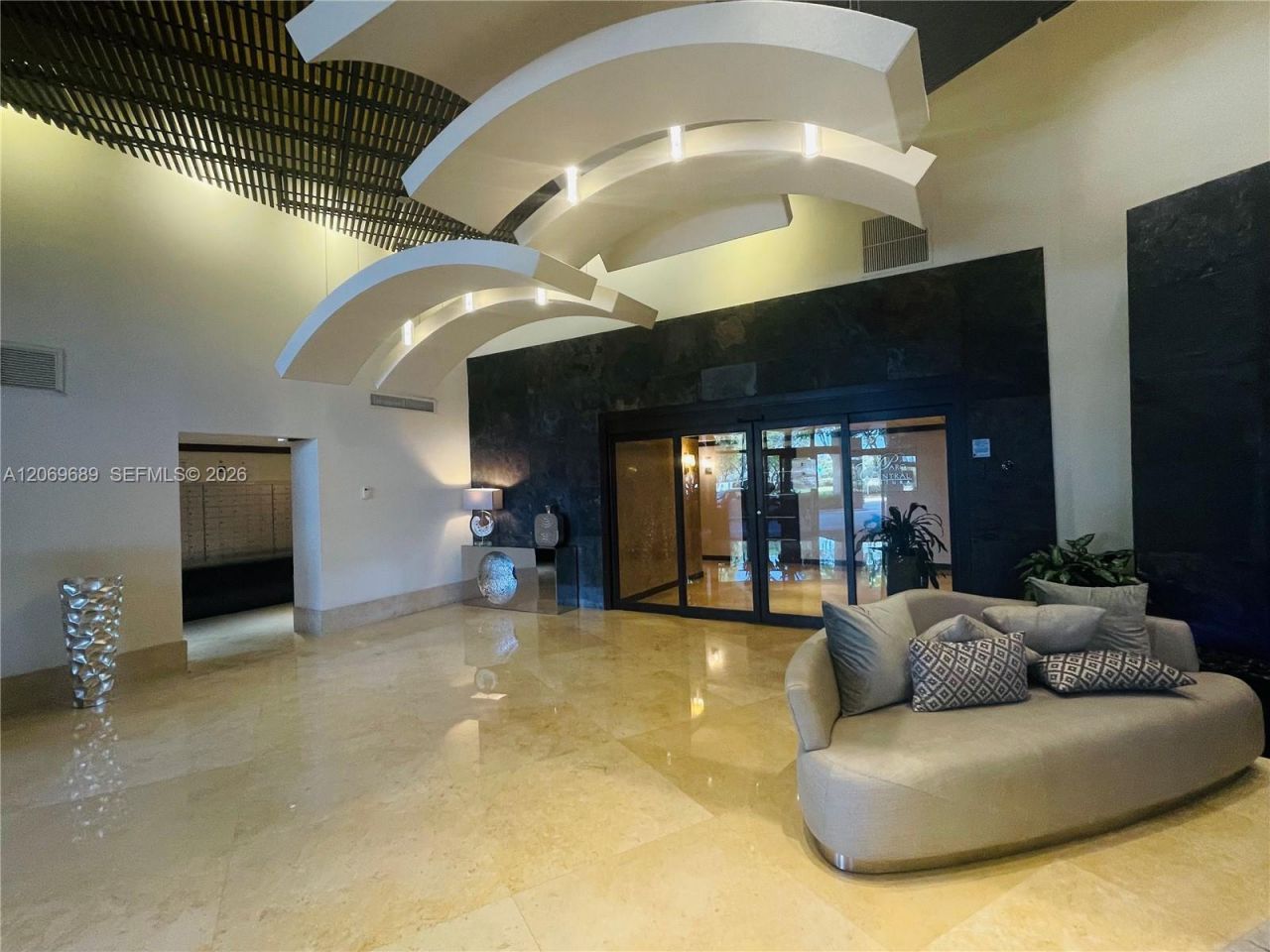 3300 NE 191st St , Unit 1101, Aventura, FL 33180 Photo