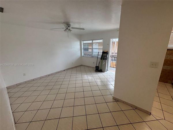 7841 Johnson St , Unit 212, Pembroke Pines, FL 33024