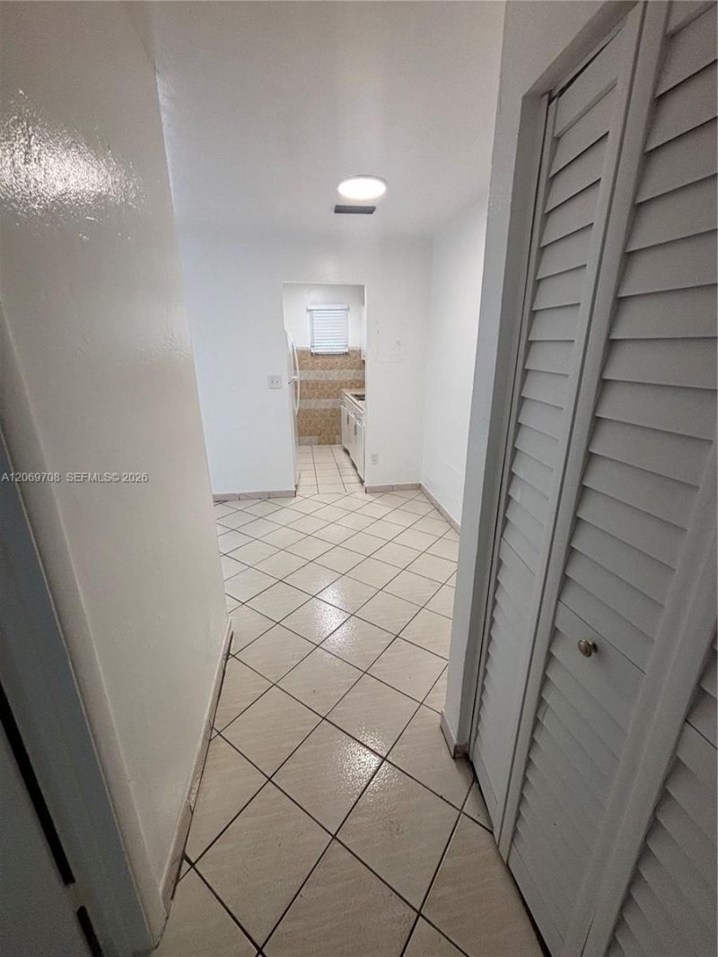 7841 Johnson St , Unit 212, Pembroke Pines, FL 33024 Photo