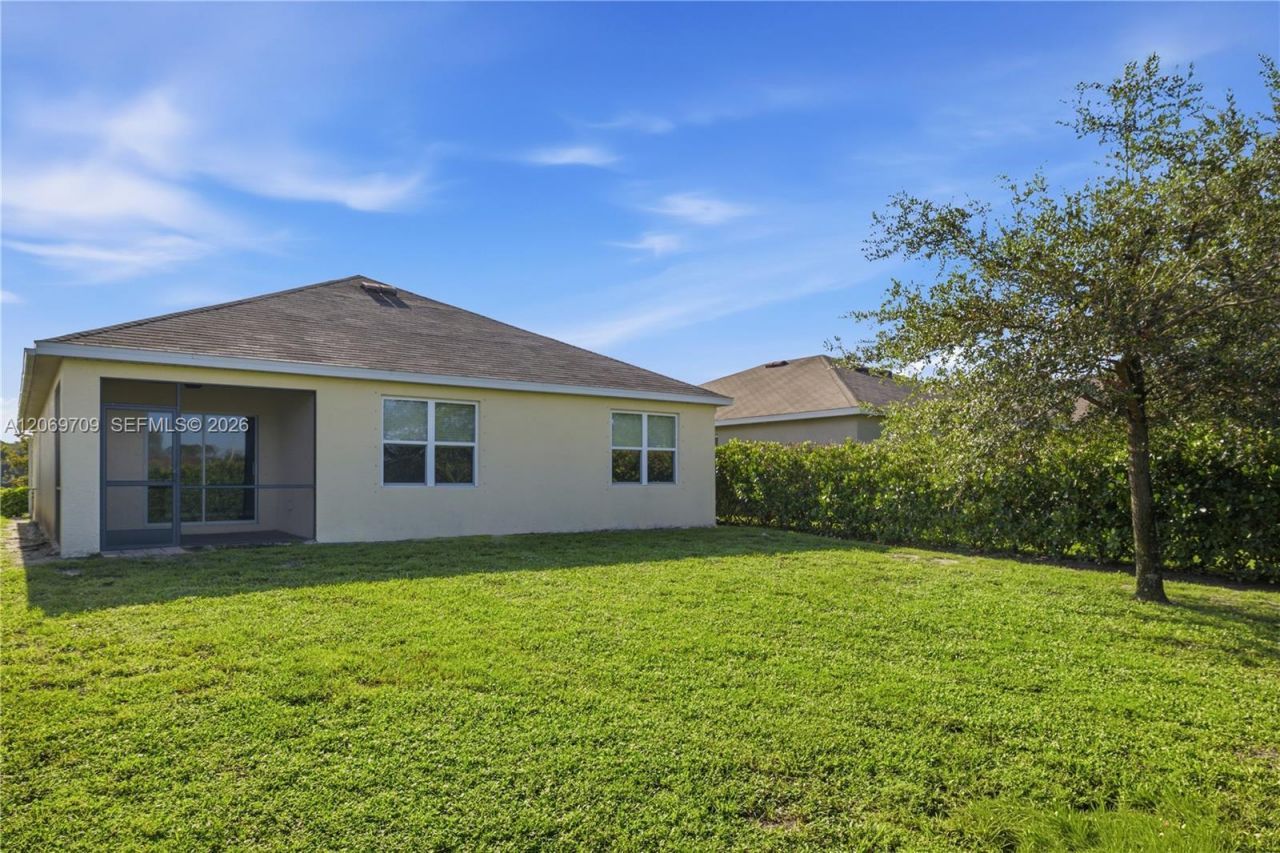 10288 Silver Pond Ln , Lehigh Acres, FL 33936 Photo