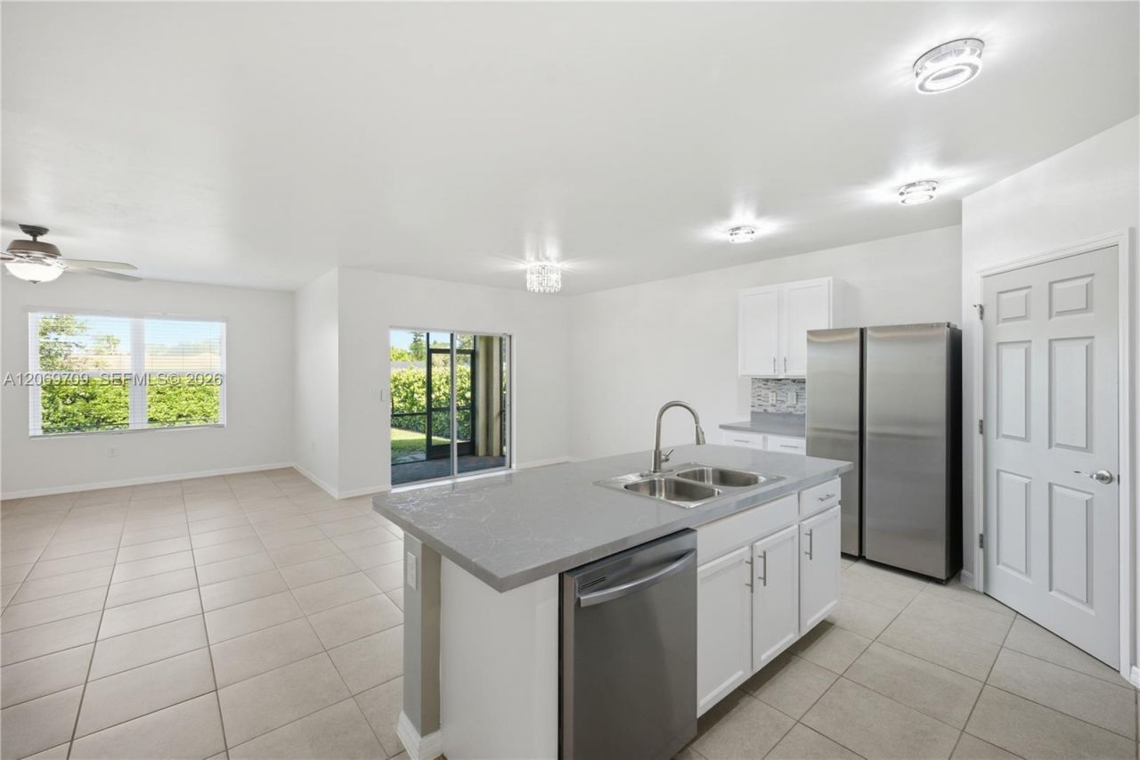 10288 Silver Pond Ln , Lehigh Acres, FL 33936 Photo