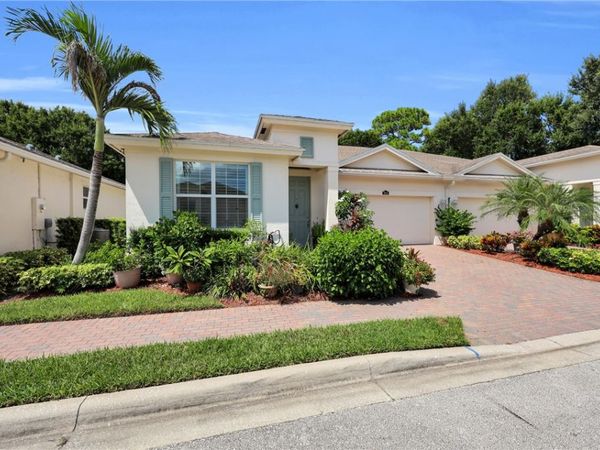 7414 Oakridge Place, Vero Beach, FL 32966